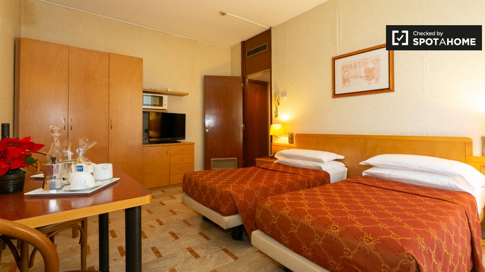 Immagine 1 di Ufficio in affitto  in Via Privata Ettore Paladini a Milano