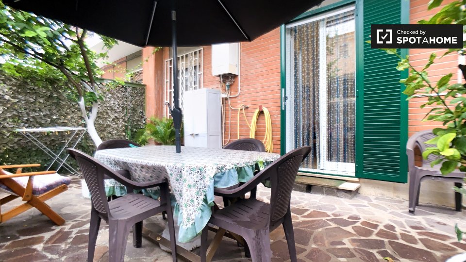 Immagine 8 di Appartamento in affitto  in Via Stefano de Stefani a Roma