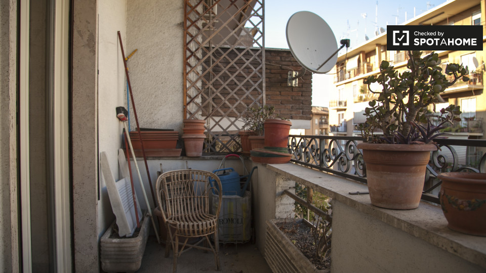 Immagine 6 di Camera condivisa in affitto  in Via Fezzan a Roma