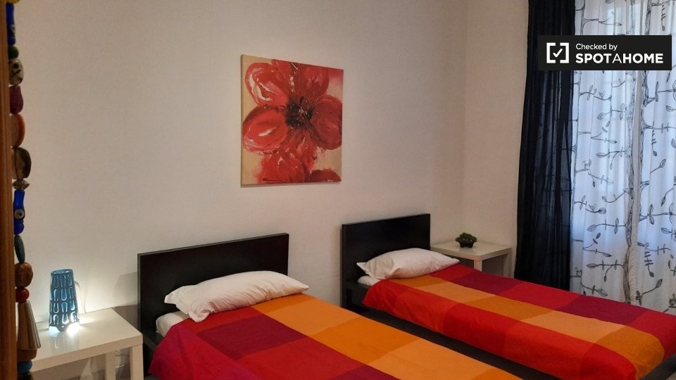 Immagine 17 di Appartamento in affitto  in Via Roma Libera a Roma