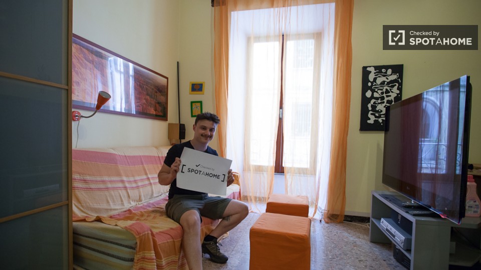 Immagine 9 di Camera condivisa in affitto  in Via Mecenate a Roma