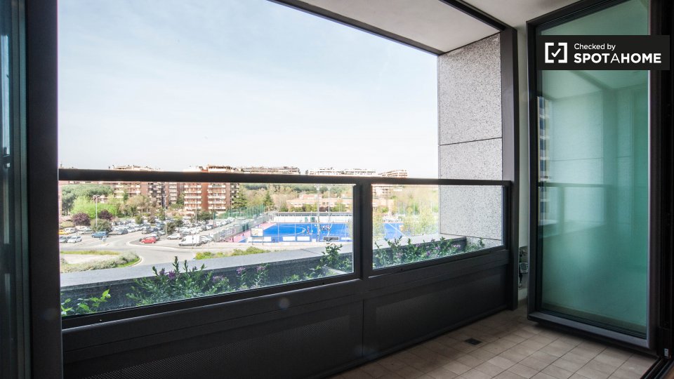 Immagine 9 di Ufficio in affitto  in Viale Giorgio Ribotta a Roma