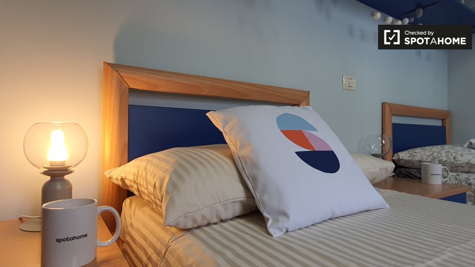 Immagine 16 di Camera condivisa in affitto  in Via Anton Giulio Barrili a Milano