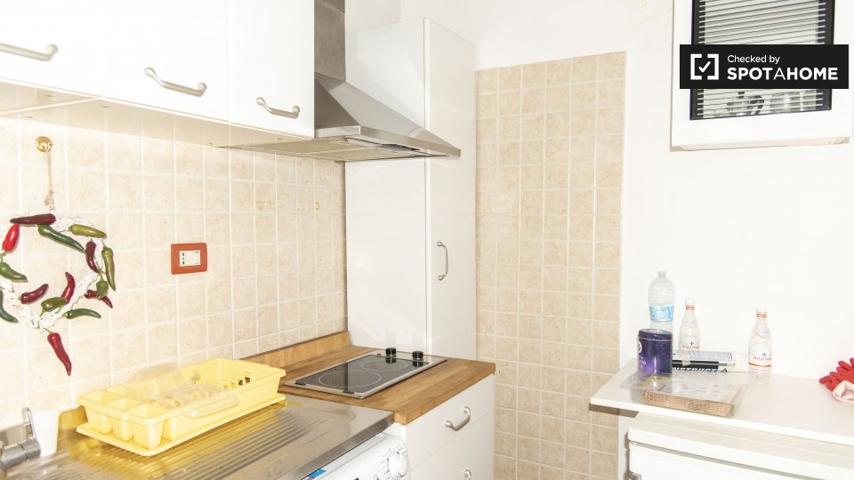 Immagine 4 di Ufficio in affitto  in Via dei Gigli d'Oro a Roma