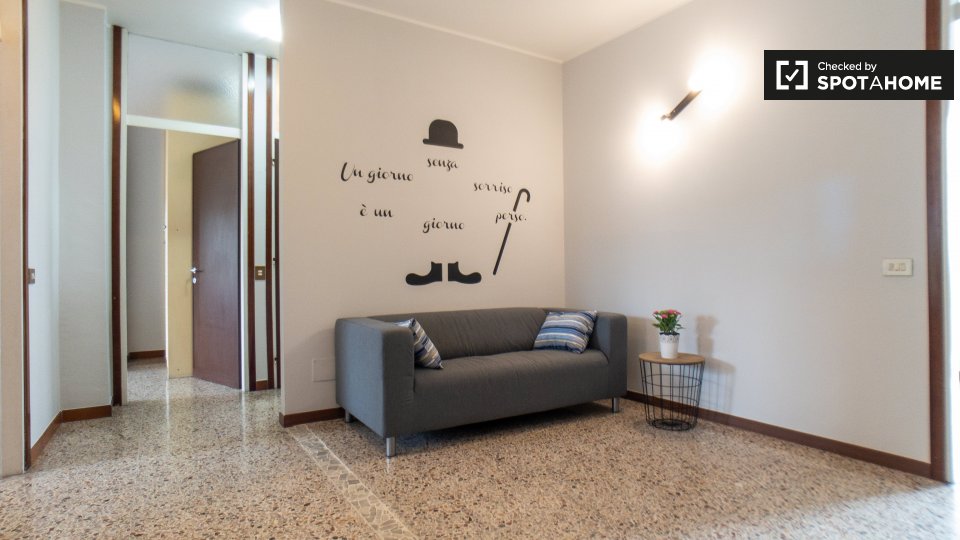 Immagine 5 di Camera condivisa in affitto  in Via Lucca, 20152 Milano MI, Italy a Milano