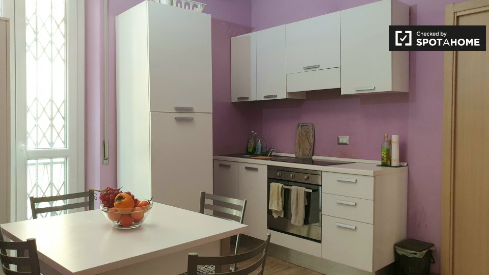 Immagine 1 di Appartamento in affitto  in Via Bordighera a Milano