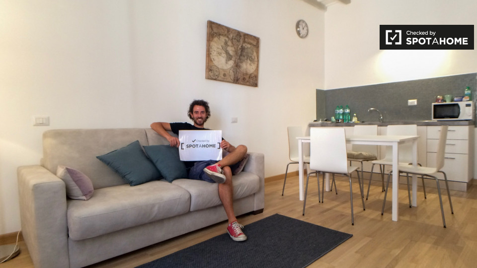 Immagine 6 di Appartamento in affitto  in Via Belsiana a Roma