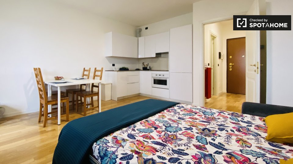 Immagine 5 di Ufficio in affitto  in Via Ugo Tognazzi a Milano