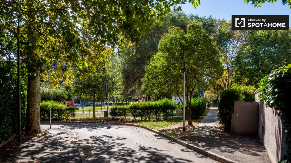 Immagine 18 di Camera condivisa in affitto  in Via Michele Saponaro a Milano