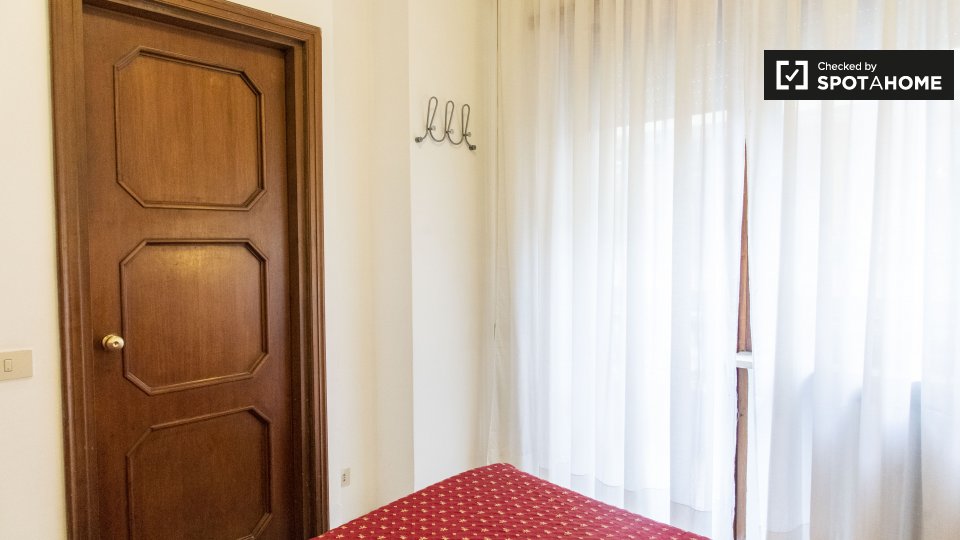 Immagine 12 di Ufficio in affitto  in Via della Balduina a Roma