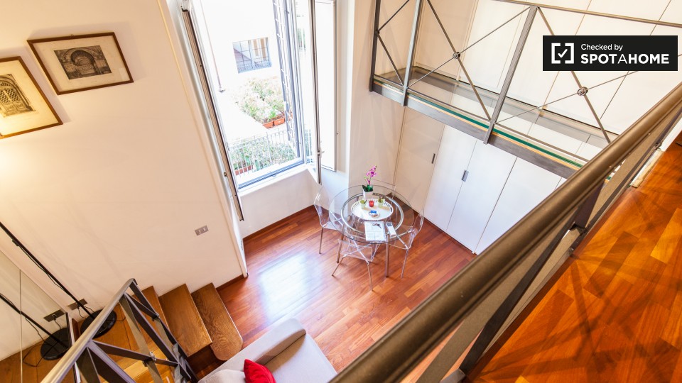 Immagine 10 di Ufficio in affitto  in Via Capo d'Africa a Roma