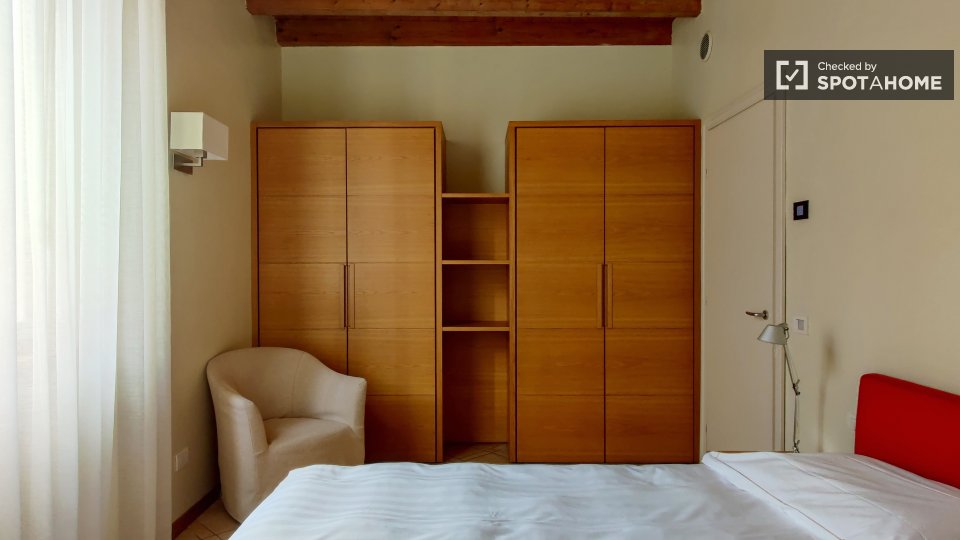 Immagine 5 di Appartamento in affitto  in Via Ascanio Sforza a Milano