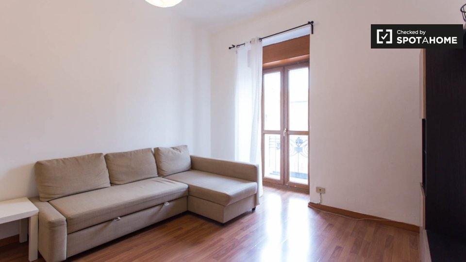 Immagine 2 di Appartamento in affitto  in Via Piero della Francesca a Milano