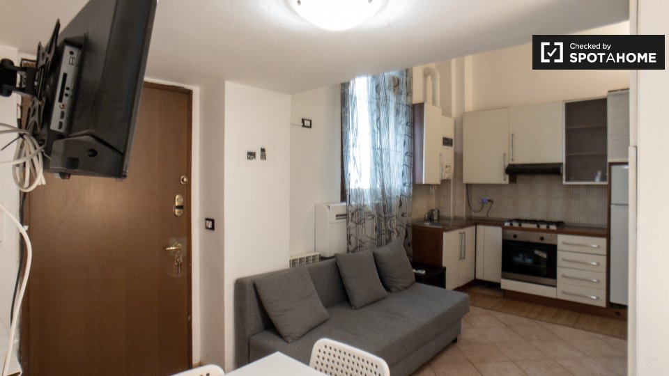 Immagine 2 di Appartamento in affitto  in Via Giuseppe Ripamonti, 20141 Milano MI, Italy a Milano