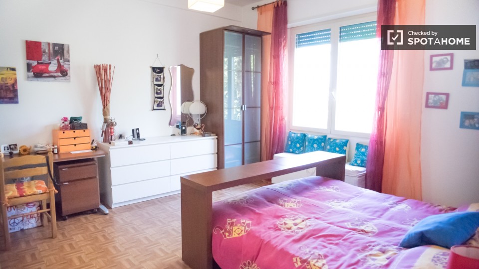 Immagine 4 di Camera condivisa in affitto  in Via Prenestina a Roma