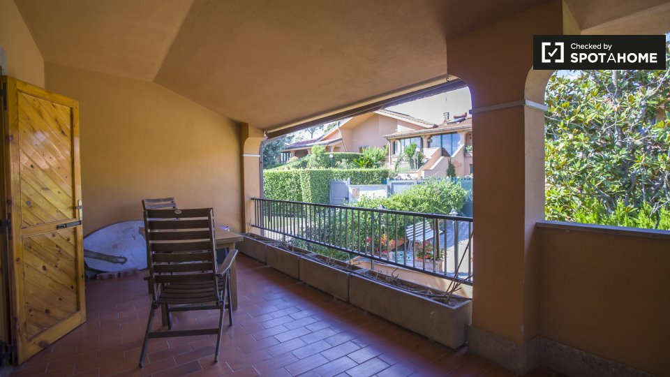 Immagine 7 di Appartamento in affitto  in Via Del fosso di Fioranello a Roma