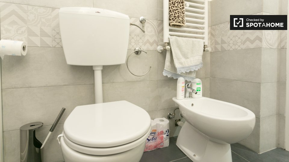 Immagine 11 di Camera condivisa in affitto  in Via Francesco Caracciolo, 20155 Milano MI, Italy a Milano