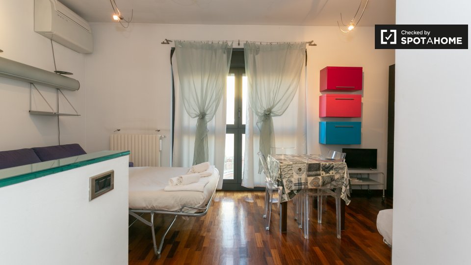 Immagine 2 di Ufficio in affitto  in Corso S. Gottardo a Milano