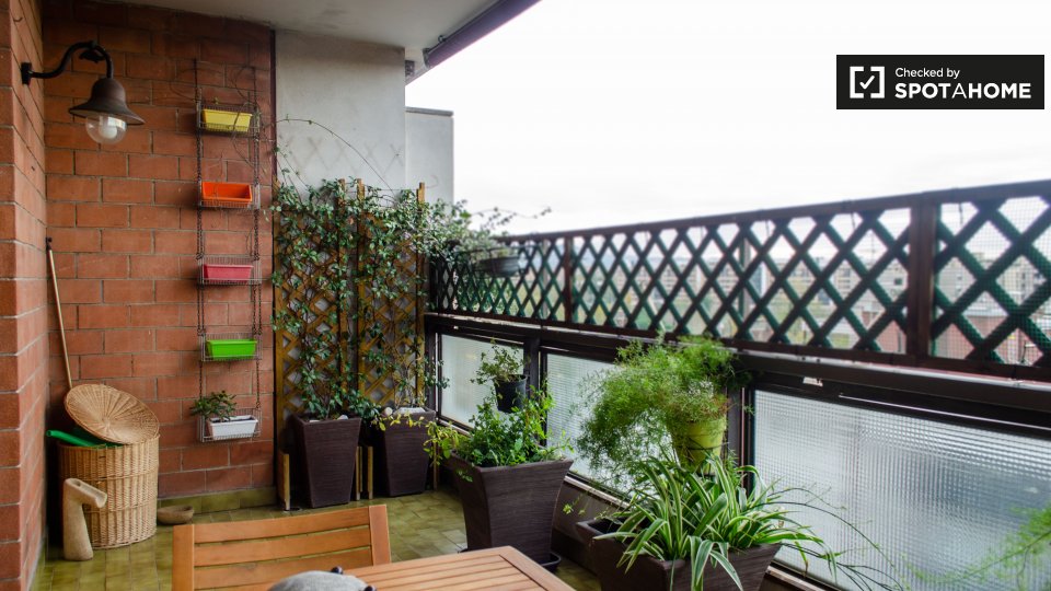 Immagine 16 di Camera condivisa in affitto  in Via Benedetto Croce, 00142 Roma RM, Italy a Roma