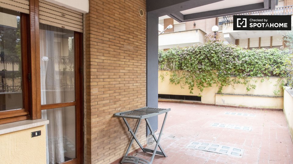 Immagine 7 di Appartamento in affitto  in Via della Balduina a Roma