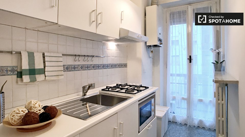 Immagine 5 di Camera condivisa in affitto  in Via Mamiani Terenzio a Milano