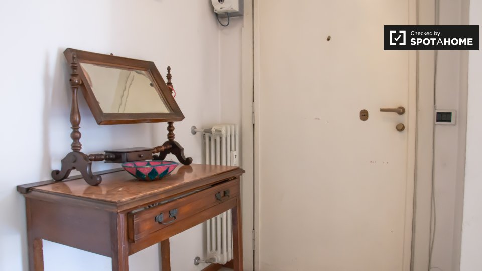 Immagine 3 di Appartamento in affitto  in Via Desenzano a Milano