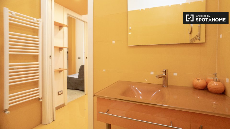 Immagine 17 di Appartamento in affitto  in Via Fiuggi, 20159 Milano MI, Italy a Milano