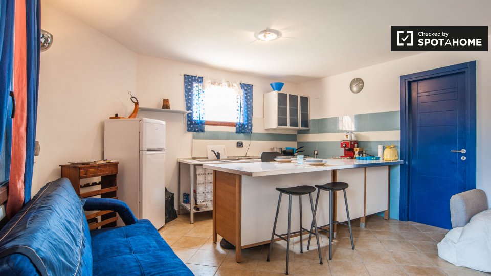 Immagine 3 di Appartamento in affitto  in Via Giolito Dè Ferrari, 00128 Selcetta RM, Italy a Roma