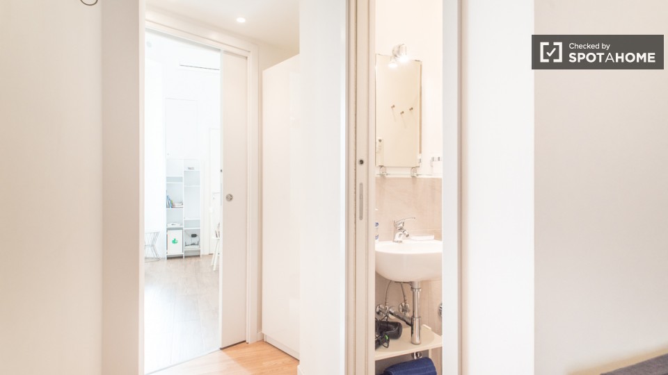 Immagine 7 di Appartamento in affitto  in Via Vespasiano a Roma