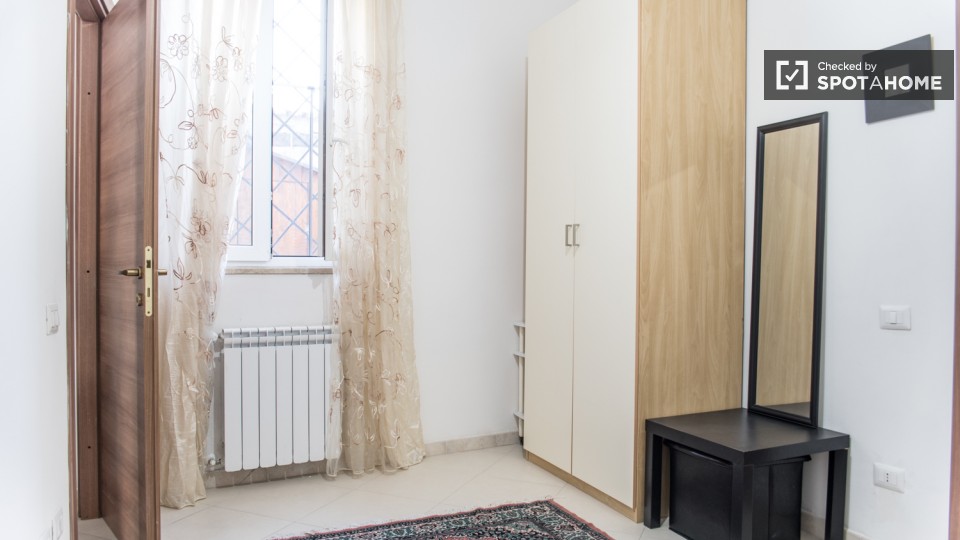 Immagine 4 di Ufficio in affitto  in Via dei Cereali a Roma