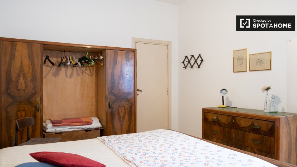 Immagine 3 di Camera condivisa in affitto  in Via Gabriello Chiabrera a Roma