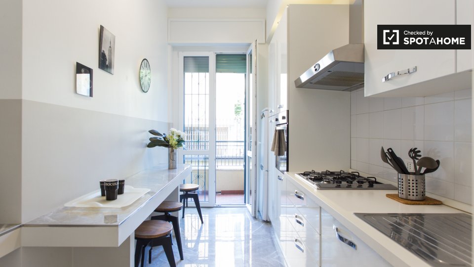 Immagine 7 di Camera condivisa in affitto  in Via Disciplini, 20123 Milano MI, Italy a Milano