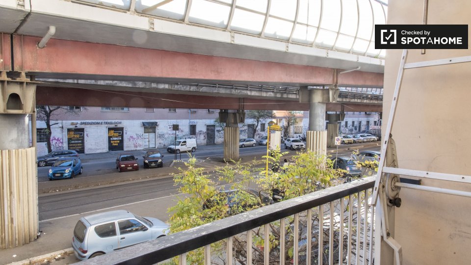 Immagine 18 di Ufficio in affitto  in Viale Scalo San Lorenzo a Roma