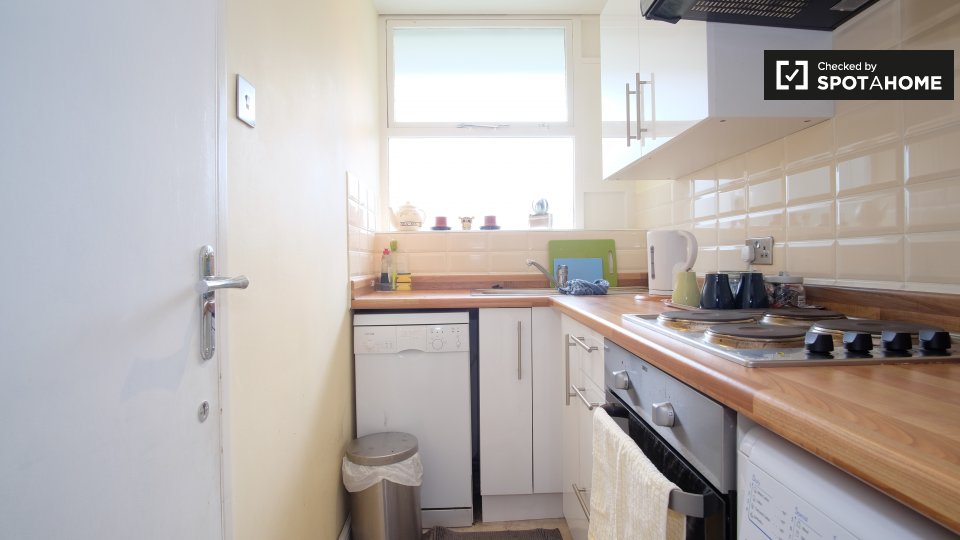 Immagine 8 di Ufficio in affitto  in Flat a 