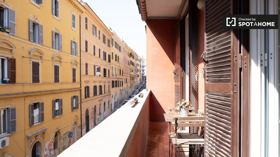 Immagine 6 di Camera condivisa in affitto  in Via dei Campani, 00185 Roma RM, Italy a Roma