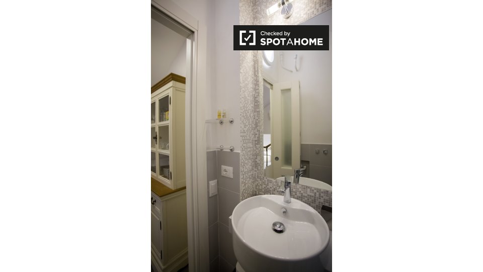 Immagine 16 di Ufficio in affitto  in Borgo Pio a Roma