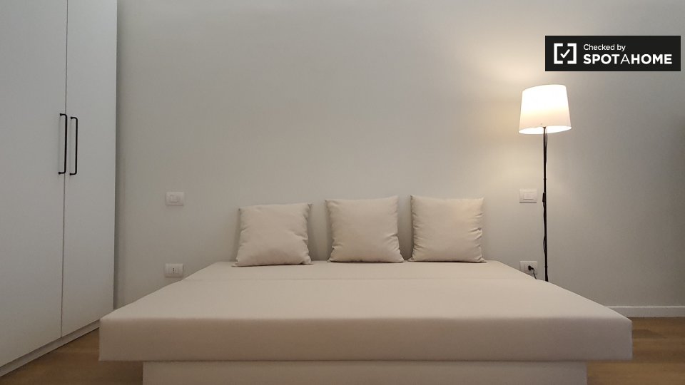 Immagine 19 di Ufficio in affitto  in Viale Certosa a Milano