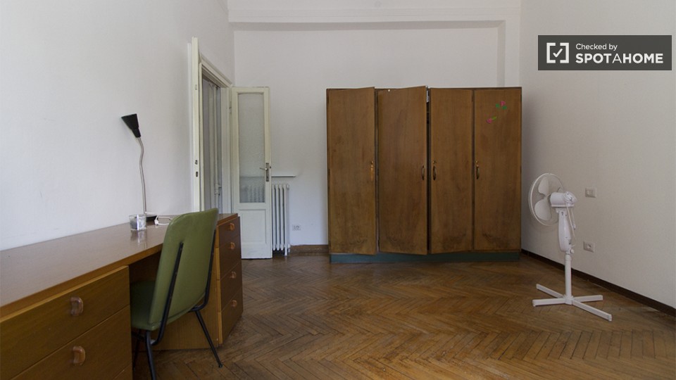 Immagine 11 di Camera condivisa in affitto  in Viale Jenner a Milano