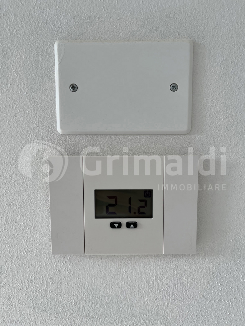 Immagine 18 di Appartamento in vendita  in Viale Vittorio Veneto, 1 a Cervia