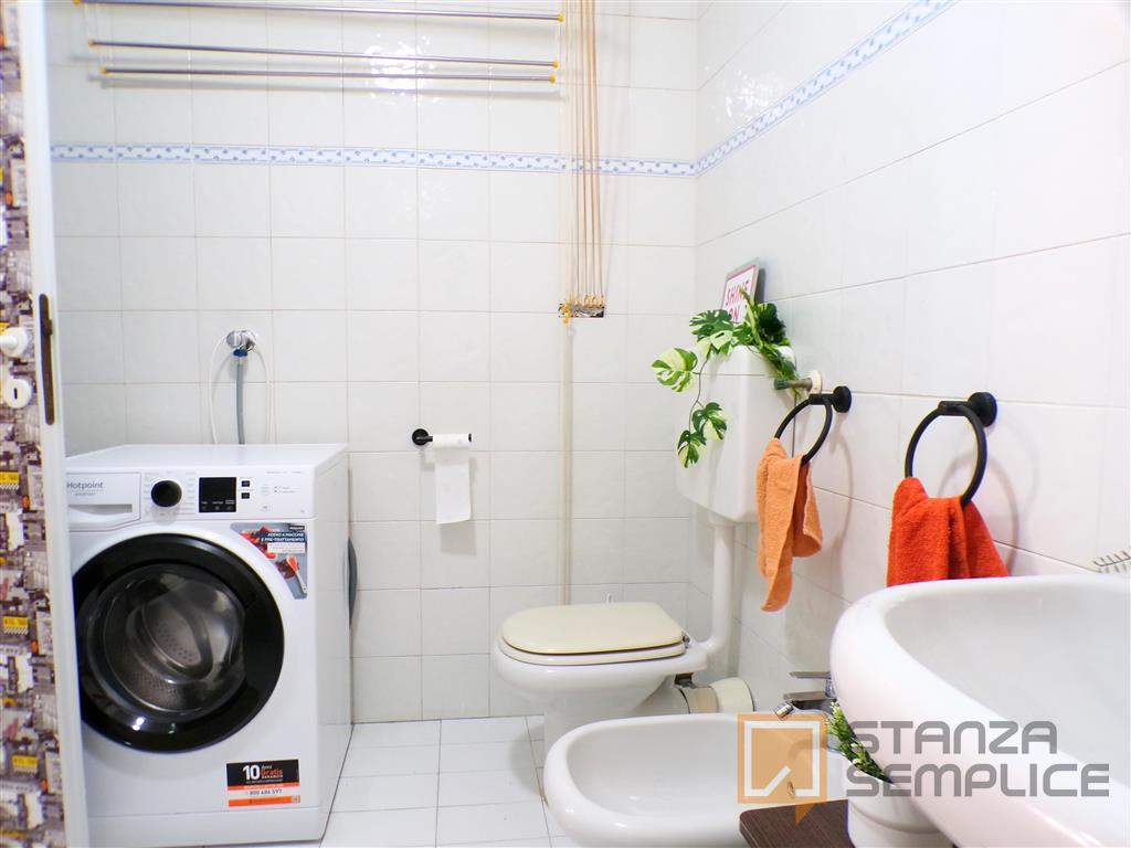 Immagine 24 di Stanza singola in affitto  in Via Dei Bibiena n 4 a Bologna